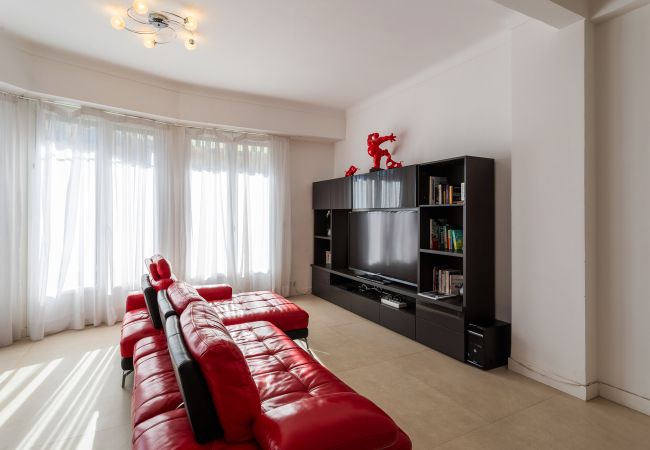 Апартаменты на Nice -  METROPOLE, Appartement avec balcon, centre ville by RIVIERA HOLIDAY HOMES  Апартаменты на Nice -  METROPOLE, Appartement avec balcon, centre ville by RIVIERA HOLIDAY HOMES