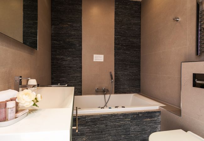 Апартаменты на Nice -  METROPOLE, Appartement avec balcon, centre ville by RIVIERA HOLIDAY HOMES  Апартаменты на Nice -  METROPOLE, Appartement avec balcon, centre ville by RIVIERA HOLIDAY HOMES