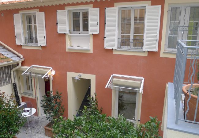 Квартира-студия на Nice -  NICE VILLAGE 1, Appartement avec terrasse, proche du centre by RIVIERA HOLIDAY HOMES   Квартира-студия на Nice -  NICE VILLAGE 1, Appartement avec terrasse, proche du centre by RIVIERA HOLIDAY HOMES
