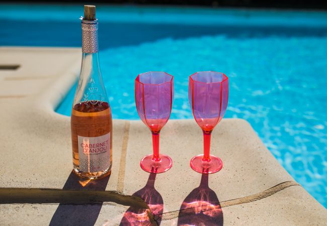 Вилла на Nice - LA CASETTA DEI FIORI, Terrasse avec Piscine by RIVIERA HOLIDAY HOMES Вилла на Nice - LA CASETTA DEI FIORI, Terrasse avec Piscine by RIVIERA HOLIDAY HOMES