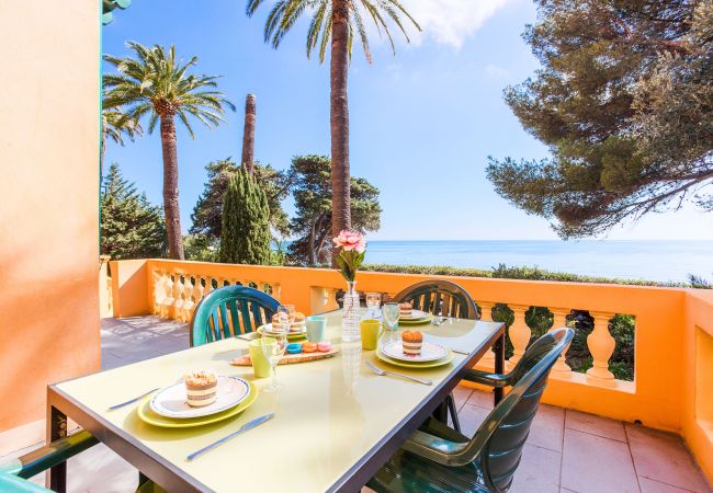 Вилла на Cap-d´Ail -  VILLA ROC FLEURY , Belle villa avec terrasse, vue mer, proche parc by RIVIERA HOLIDAY HOMES 