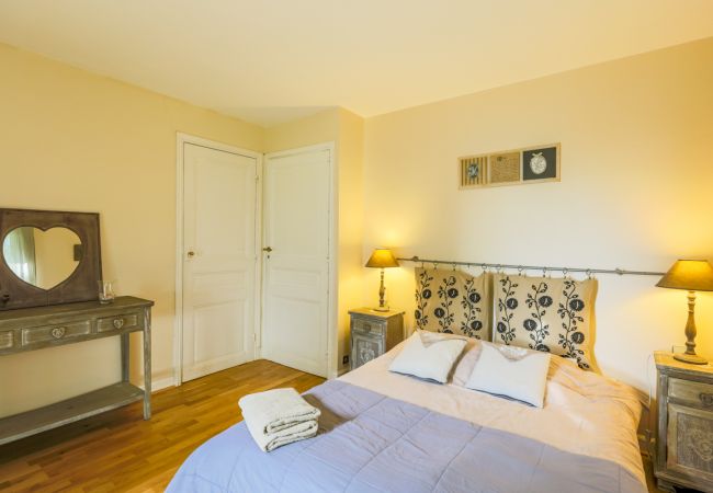 Вилла на Nice -  LOU MAS SOUBRAN, Magnifique Villa, terrasse avec piscine by RIVIERA HOLIDAY HOMES  Вилла на Nice -  LOU MAS SOUBRAN, Magnifique Villa, terrasse avec piscine by RIVIERA HOLIDAY HOMES