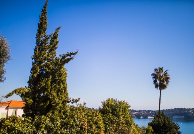 Апартаменты на Villefranche-sur-Mer - JARDIN FIGUIERS, grande terrasse  jardin vue mer, piscine  by RIVIERA HOLIDAY HOMES  Апартаменты на Villefranche-sur-Mer - JARDIN FIGUIERS, grande terrasse  jardin vue mer, piscine  by RIVIERA HOLIDAY HOMES