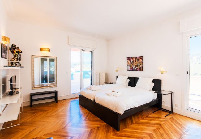 Вилла на Nice - LE CAP DE NICE,  APPARTEMENT-VILLA Luxe avec terrasse, vue mer  BY RIVIERA HOLIDAY HOMES Вилла на Nice - LE CAP DE NICE,  APPARTEMENT-VILLA Luxe avec terrasse, vue mer  BY RIVIERA HOLIDAY HOMES