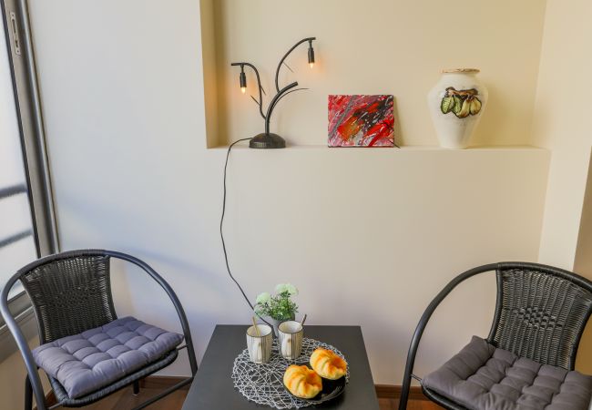 Апартаменты на Nice - LE FLORIDE, Terrasse sur la Promenade des Anglais avec belle vue mer by RIVIERA HOLIDAY HOMES  Апартаменты на Nice - LE FLORIDE, Terrasse sur la Promenade des Anglais avec belle vue mer by RIVIERA HOLIDAY HOMES