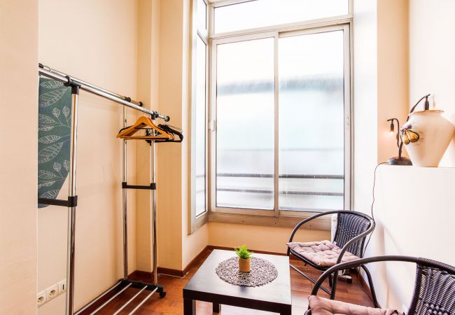 Апартаменты на Nice - LE FLORIDE, Terrasse sur la Promenade des Anglais avec belle vue mer by RIVIERA HOLIDAY HOMES  Апартаменты на Nice - LE FLORIDE, Terrasse sur la Promenade des Anglais avec belle vue mer by RIVIERA HOLIDAY HOMES