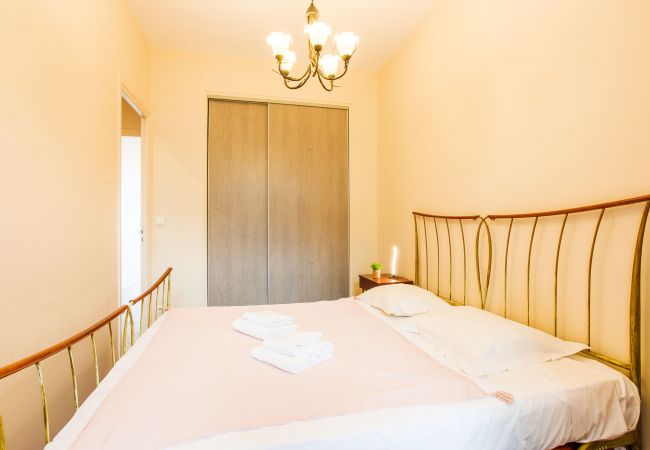 Апартаменты на Nice - LE FLORIDE, Terrasse sur la Promenade des Anglais avec belle vue mer by RIVIERA HOLIDAY HOMES  Апартаменты на Nice - LE FLORIDE, Terrasse sur la Promenade des Anglais avec belle vue mer by RIVIERA HOLIDAY HOMES