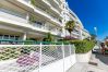 Апартаменты на Nice - LE FLORIDE, Terrasse sur la Promenade des Anglais avec belle vue mer by RIVIERA HOLIDAY HOMES  Апартаменты на Nice - LE FLORIDE, Terrasse sur la Promenade des Anglais avec belle vue mer by RIVIERA HOLIDAY HOMES