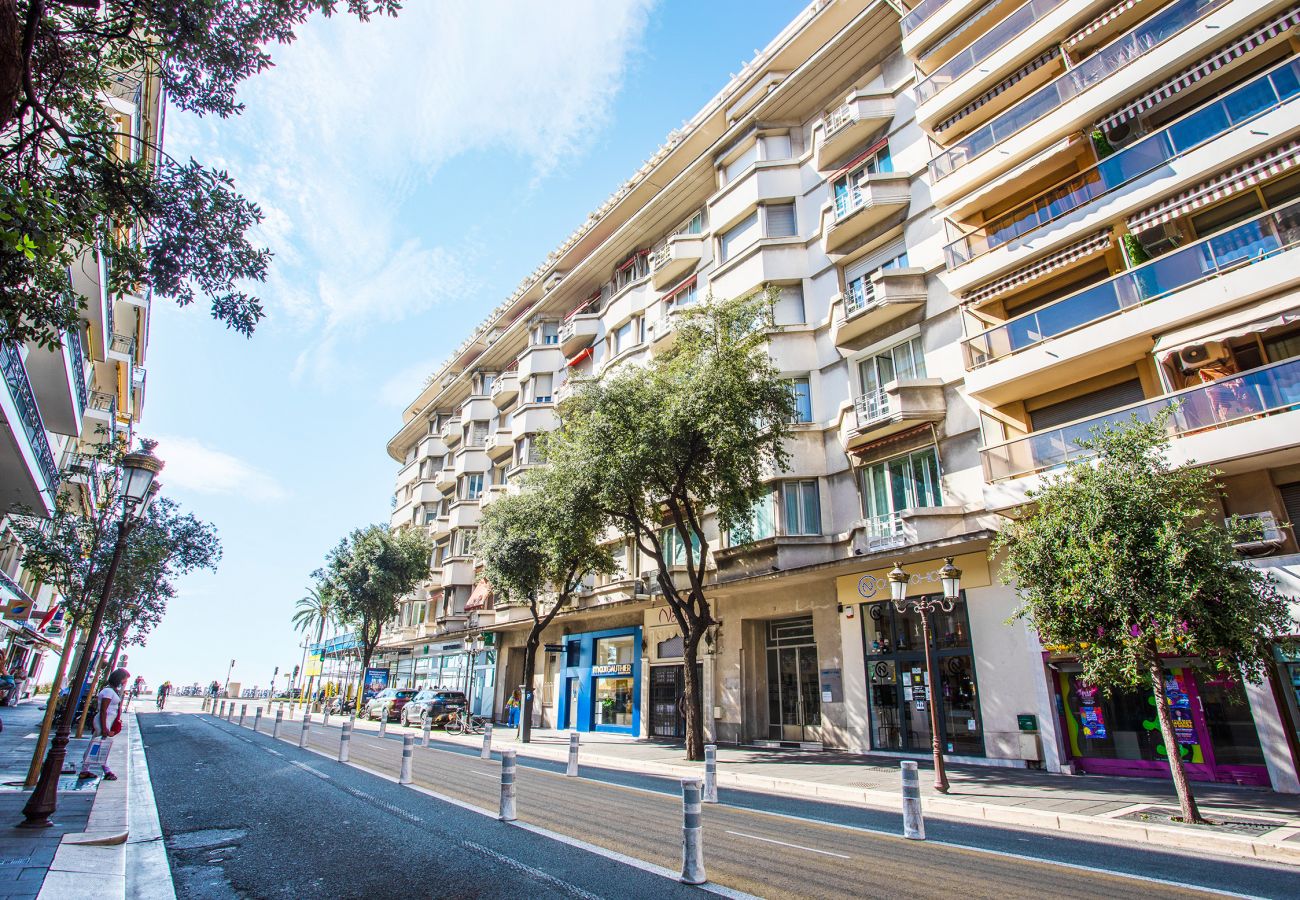 Апартаменты на Ницца / Nice -  PALAIS PROMENADE,  Magnifique appartement, proche des plages  by RIVIERA HOLIDAY HOMES 