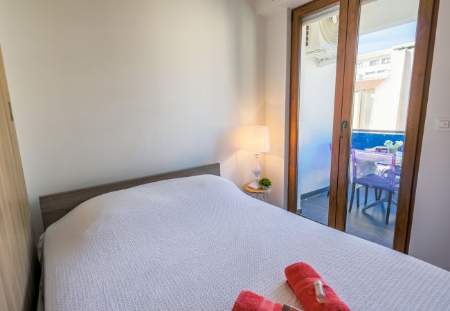 Апартаменты на Nice - MASSENET PIETONNE Quartier Carre d'Or by Riviera Holiday Homes Апартаменты на Nice - MASSENET PIETONNE Quartier Carre d'Or by Riviera Holiday Homes