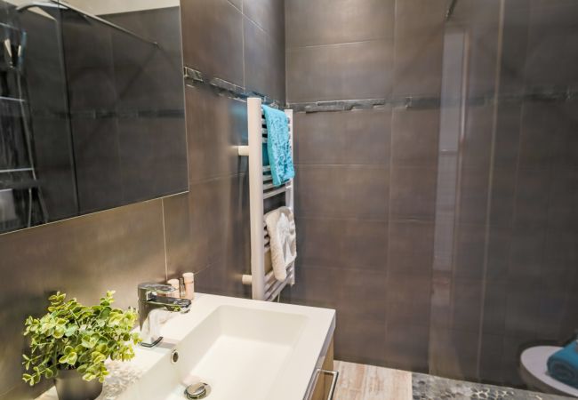 Апартаменты на Nice - MASSENET PIETONNE Quartier Carre d'Or by Riviera Holiday Homes Апартаменты на Nice - MASSENET PIETONNE Quartier Carre d'Or by Riviera Holiday Homes