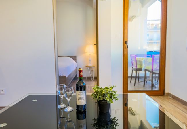 Апартаменты на Nice - MASSENET PIETONNE Quartier Carre d'Or by Riviera Holiday Homes Апартаменты на Nice - MASSENET PIETONNE Quartier Carre d'Or by Riviera Holiday Homes