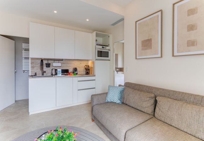 Апартаменты на Nice - COCO BEACH AP4476 by Riviera Holiday Homes Апартаменты на Nice - COCO BEACH AP4476 by Riviera Holiday Homes