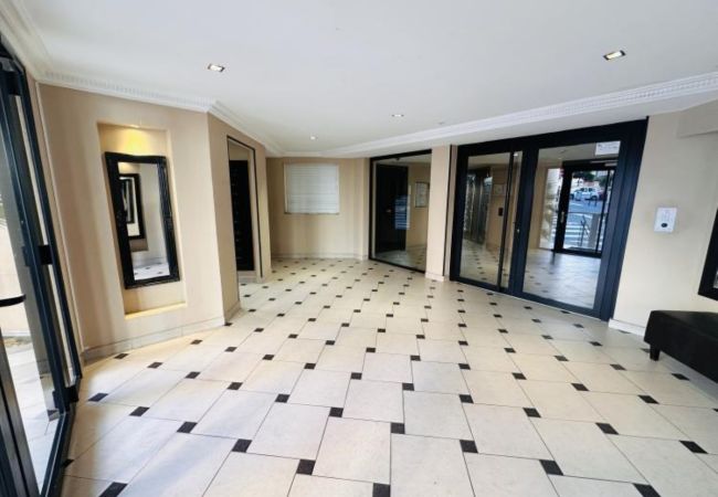 Апартаменты на Cannes - BRISTOL PARK By RIVIERA HOLIDAY HOMES Апартаменты на Cannes - BRISTOL PARK By RIVIERA HOLIDAY HOMES