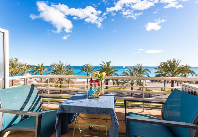 Апартаменты на Nice - BAMBOO PLAGE AP4220 by Riviera Holiday Homes  Апартаменты на Nice - BAMBOO PLAGE AP4220 by Riviera Holiday Homes