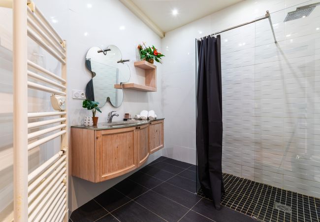 Апартаменты на Nice - BAMBOO PLAGE AP4220 by Riviera Holiday Homes  Апартаменты на Nice - BAMBOO PLAGE AP4220 by Riviera Holiday Homes