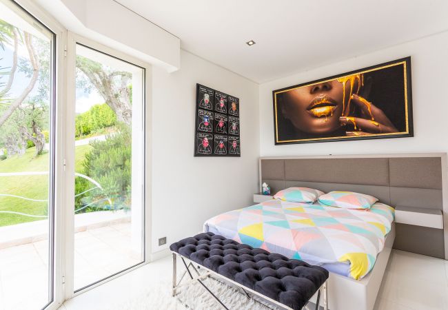 Вилла на Nice - Villa Nice Gairaut By Riviera Holiday Homes Вилла на Nice - Villa Nice Gairaut By Riviera Holiday Homes