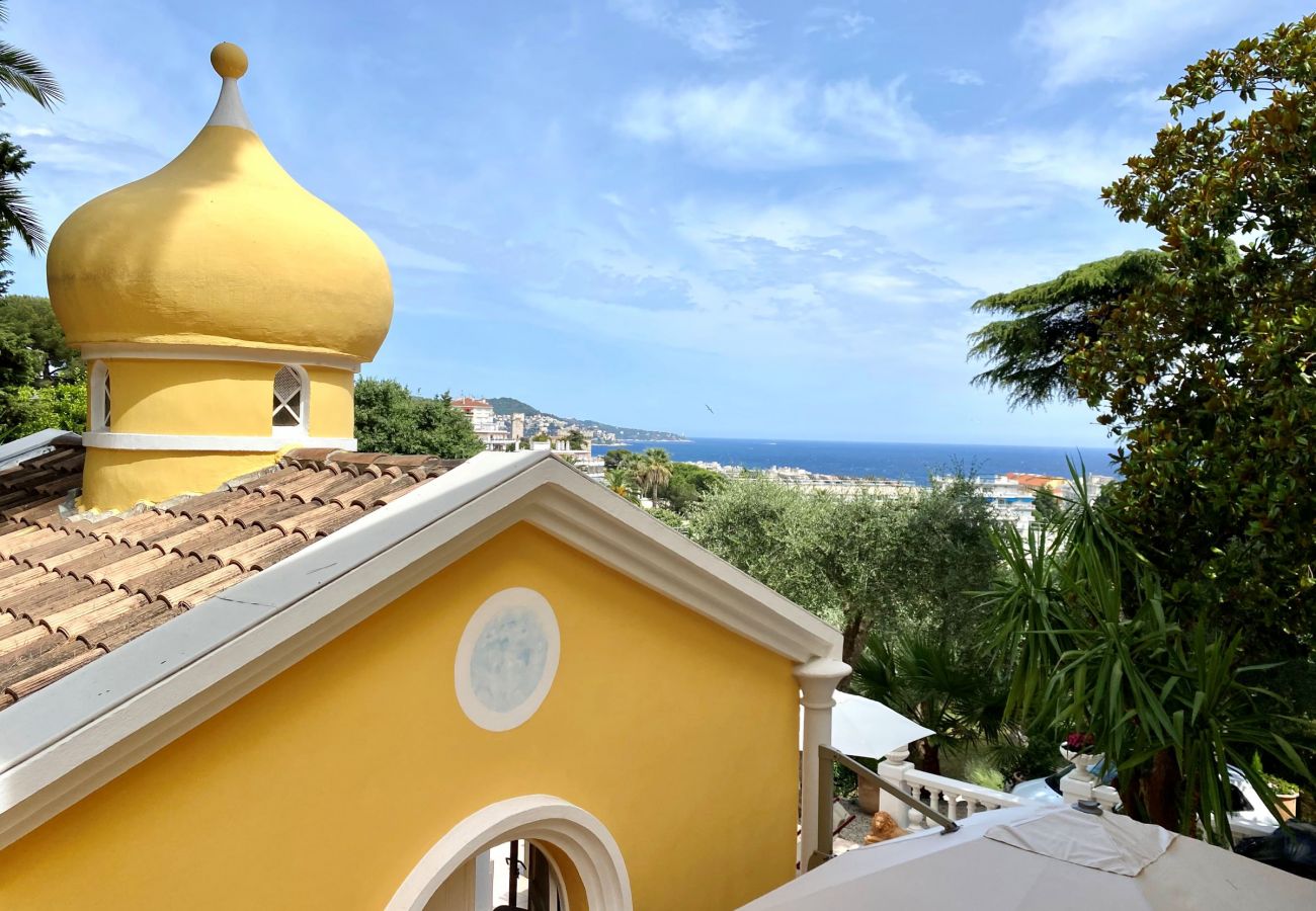 Вилла на Ницца / Nice - VILLA OASIS By Riviera Holiday Homes