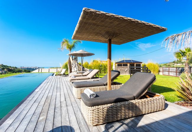 Вилла на Nice - VILLA SUNSET BY RIVIERA HOLIDAY HOMES Вилла на Nice - VILLA SUNSET BY RIVIERA HOLIDAY HOMES