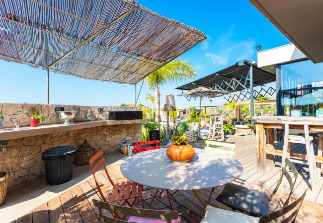 Вилла на Nice - VILLA SUNSET BY RIVIERA HOLIDAY HOMES Вилла на Nice - VILLA SUNSET BY RIVIERA HOLIDAY HOMES