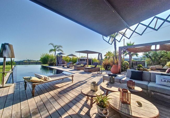 Вилла на Nice - VILLA SUNSET BY RIVIERA HOLIDAY HOMES Вилла на Nice - VILLA SUNSET BY RIVIERA HOLIDAY HOMES