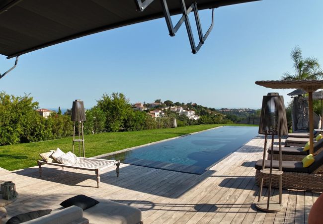 Вилла на Nice - VILLA SUNSET BY RIVIERA HOLIDAY HOMES Вилла на Nice - VILLA SUNSET BY RIVIERA HOLIDAY HOMES