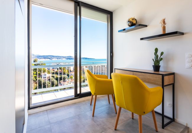Апартаменты на Nice - VUE DES ANGES by Riviera Holiday Homes Апартаменты на Nice - VUE DES ANGES by Riviera Holiday Homes