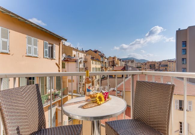Апартаменты на Nice - SUEDE 4 - balcon & clim, à 100 m plage - By Riviera Holiday Homes