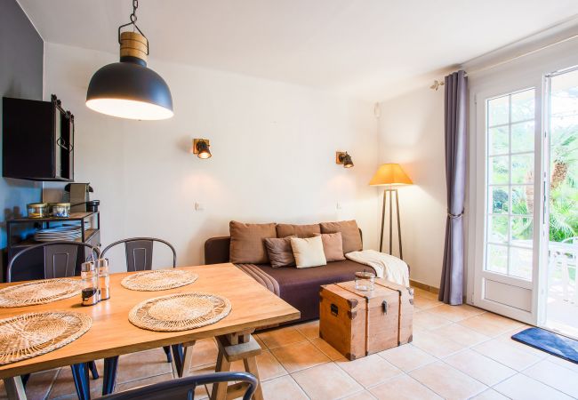 Вилла на Mandelieu-la-Napoule - VILLA JUSTINE VI4239 By Riviera Holiday Homes Вилла на Mandelieu-la-Napoule - VILLA JUSTINE VI4239 By Riviera Holiday Homes