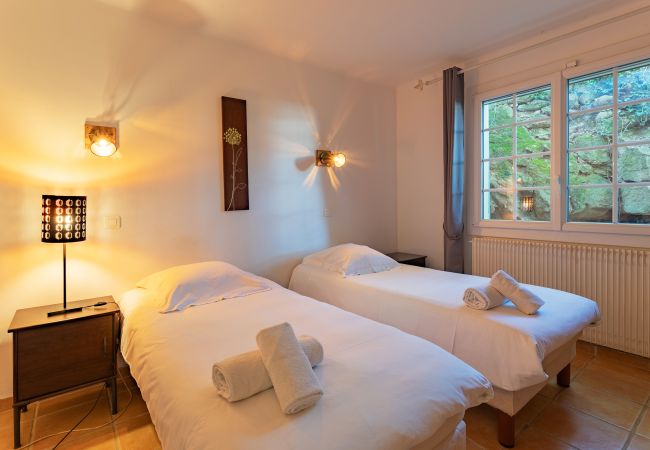 Вилла на Mandelieu-la-Napoule - VILLA JUSTINE VI4239 By Riviera Holiday Homes Вилла на Mandelieu-la-Napoule - VILLA JUSTINE VI4239 By Riviera Holiday Homes