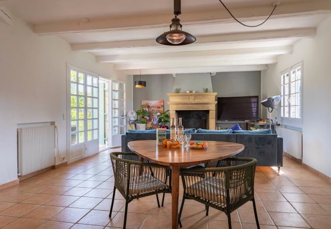 Вилла на Mandelieu-la-Napoule - VILLA JUSTINE VI4239 By Riviera Holiday Homes Вилла на Mandelieu-la-Napoule - VILLA JUSTINE VI4239 By Riviera Holiday Homes