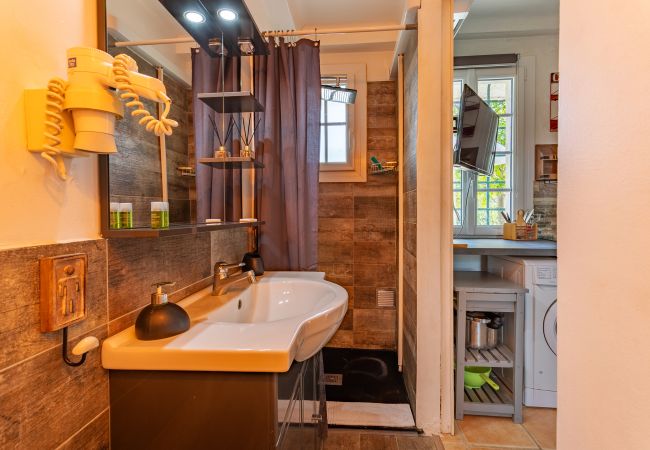 Вилла на Mandelieu-la-Napoule - VILLA JUSTINE VI4239 By Riviera Holiday Homes Вилла на Mandelieu-la-Napoule - VILLA JUSTINE VI4239 By Riviera Holiday Homes