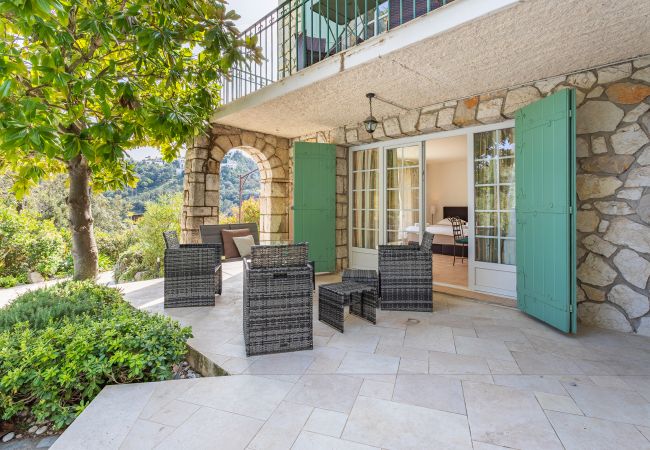 Вилла на Mandelieu-la-Napoule - VILLA JUSTINE VI4239 By Riviera Holiday Homes Вилла на Mandelieu-la-Napoule - VILLA JUSTINE VI4239 By Riviera Holiday Homes