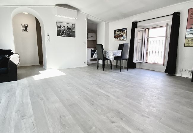 Апартаменты на Cannes - 48 rue des Serbes top floor Апартаменты на Cannes - 48 rue des Serbes top floor