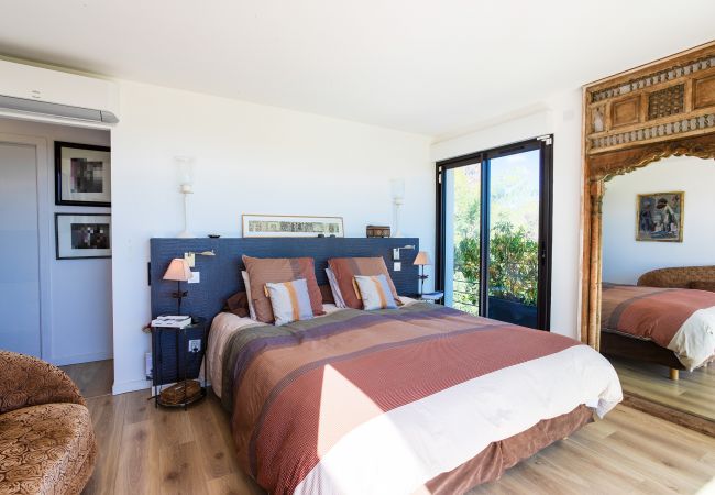 Вилла на Nice - Villa Les Sources By Riviera Holiday Homes Вилла на Nice - Villa Les Sources By Riviera Holiday Homes