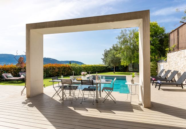 Вилла на Nice - Villa Les Sources By Riviera Holiday Homes Вилла на Nice - Villa Les Sources By Riviera Holiday Homes