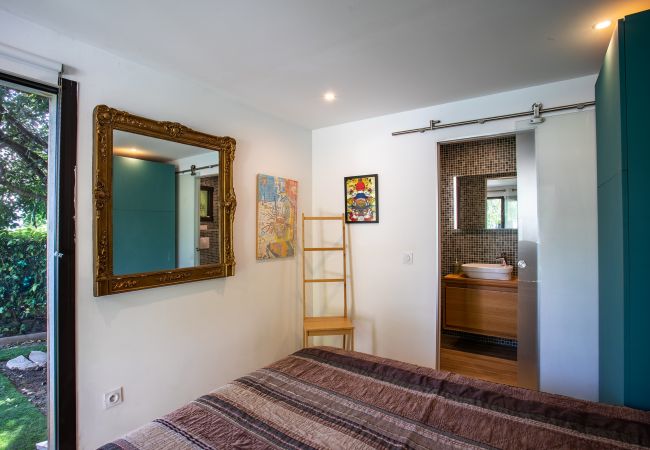 Вилла на Nice - Villa Les Sources By Riviera Holiday Homes Вилла на Nice - Villa Les Sources By Riviera Holiday Homes