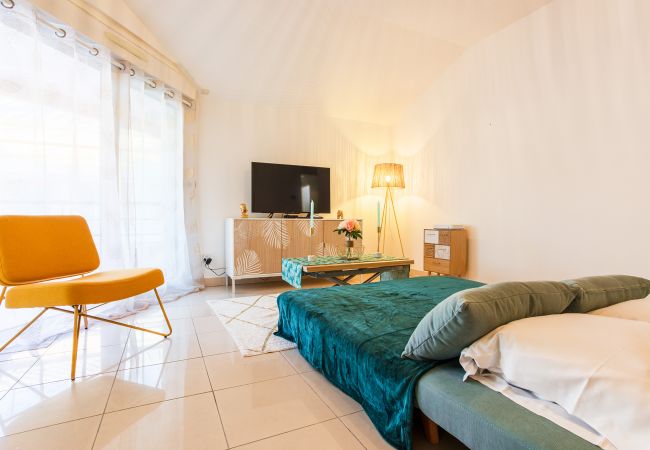 Апартаменты на Nice - PALAIS LIBERTE 4 By Riviera Holiday Homes Апартаменты на Nice - PALAIS LIBERTE 4 By Riviera Holiday Homes