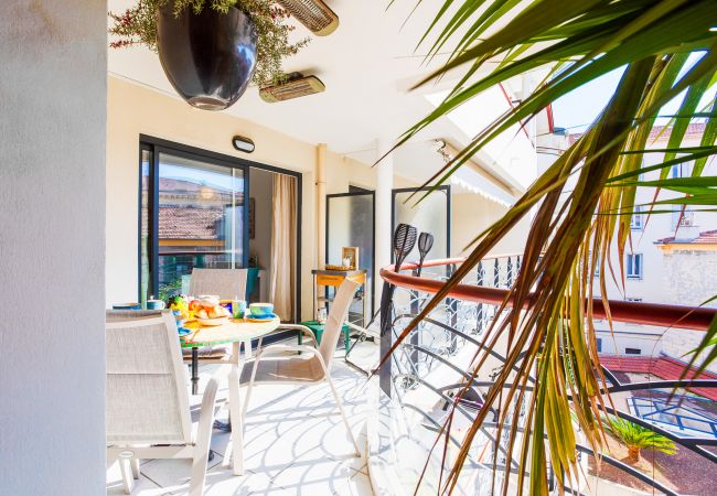 Апартаменты на Nice - PALAIS LIBERTE V By Riviera Holiday Homes Апартаменты на Nice - PALAIS LIBERTE V By Riviera Holiday Homes