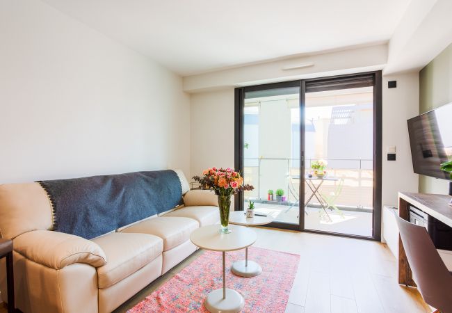 Апартаменты на Nice - VICTOR  HUGO II Appartement moderne avec terrasse by Riviera Holiday Homes Апартаменты на Nice - VICTOR  HUGO II Appartement moderne avec terrasse by Riviera Holiday Homes
