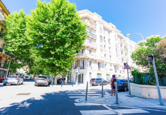 Апартаменты на Nice - COSY GARNIER by Riviera Holiday Homes  Апартаменты на Nice - COSY GARNIER by Riviera Holiday Homes