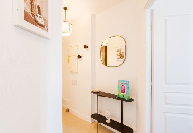 Апартаменты на Nice - COSY GARNIER by Riviera Holiday Homes  Апартаменты на Nice - COSY GARNIER by Riviera Holiday Homes