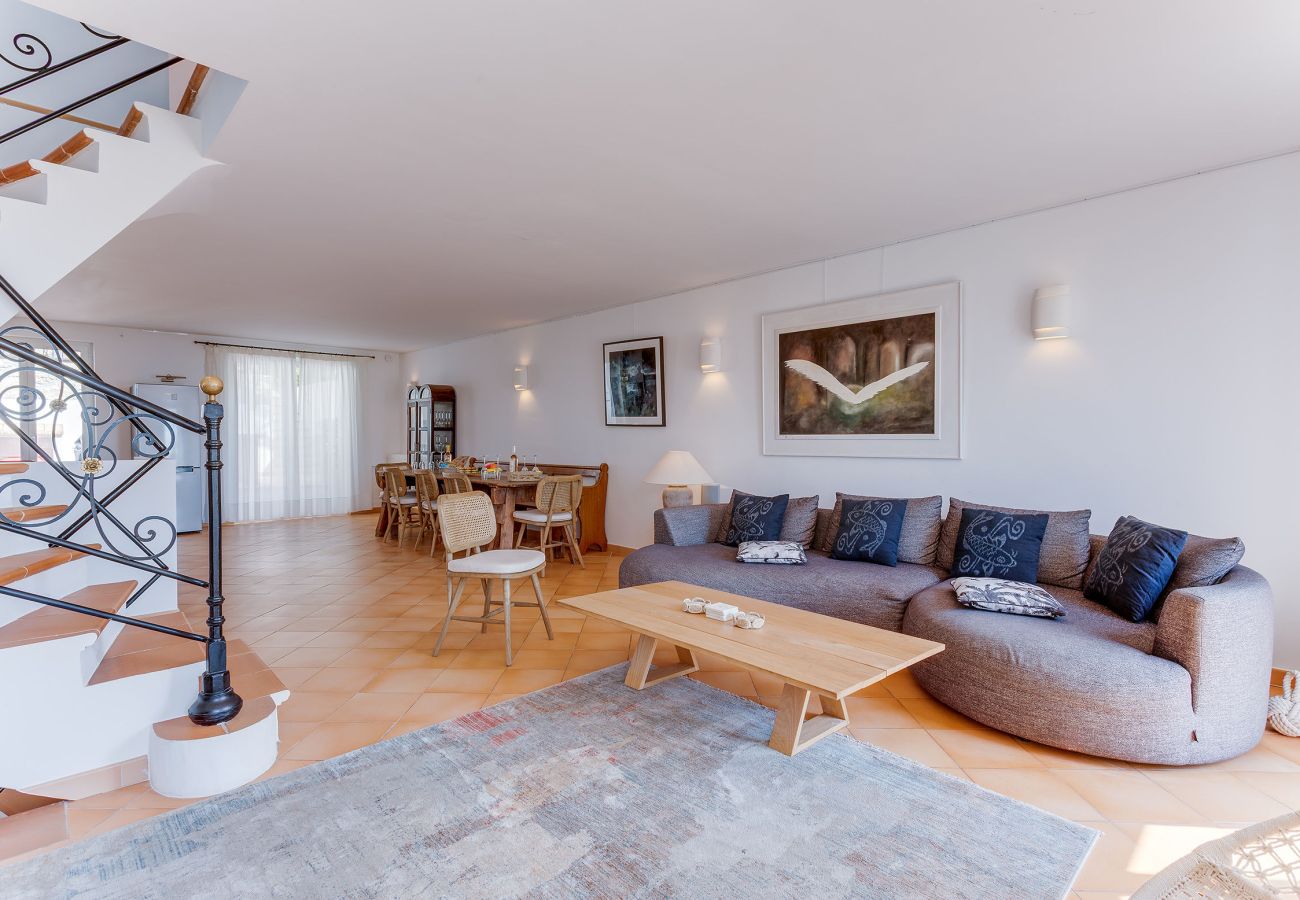 Вилла на Эз - VILLA LUNA  By Riviera Holiday Homes