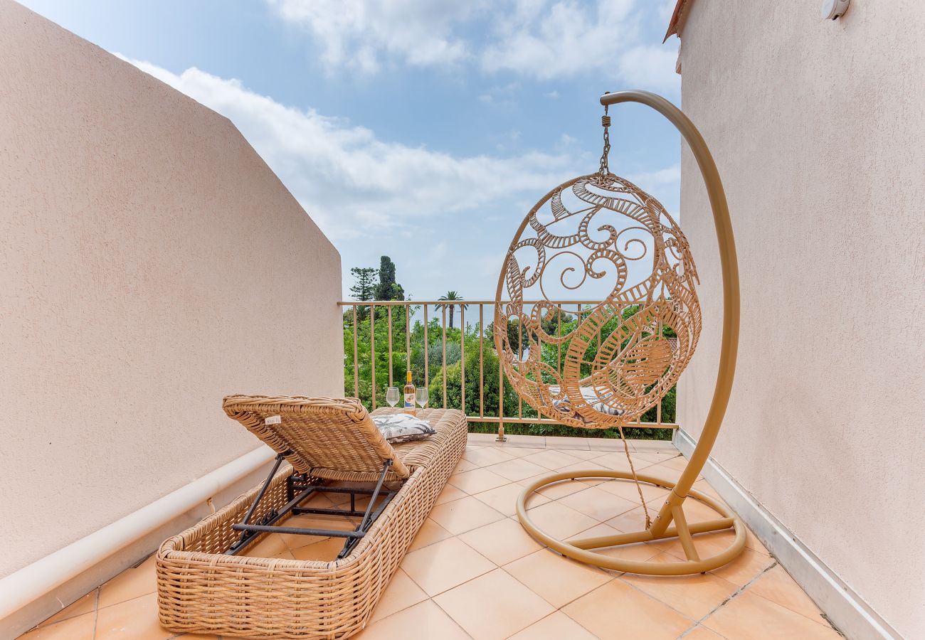 Вилла на Эз - VILLA LUNA  By Riviera Holiday Homes