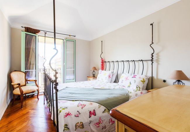 Апартаменты на Nice - LUNG ARNO  By Riviera Holiday Homes Апартаменты на Nice - LUNG ARNO  By Riviera Holiday Homes