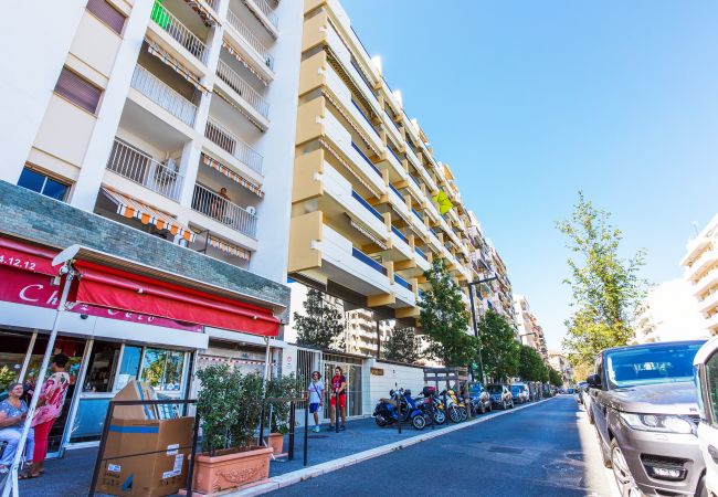 Квартира-студия на Nice - Studio Emeraudes By Riviera Holiday Homes Квартира-студия на Nice - Studio Emeraudes By Riviera Holiday Homes