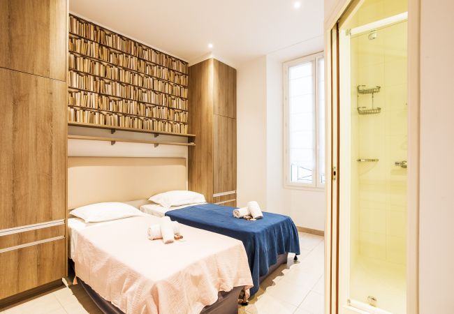 Апартаменты на Nice - MASSENA By Riviera Holiday Homes Апартаменты на Nice - MASSENA By Riviera Holiday Homes