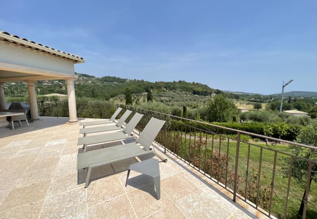 Вилла на Châteauneuf-Grasse - Villa Ock en Bourg - Etoiles du Sud Вилла на Châteauneuf-Grasse - Villa Ock en Bourg - Etoiles du Sud