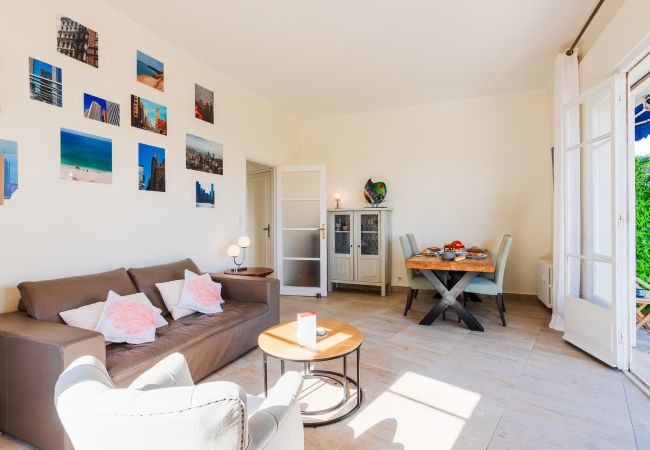 Апартаменты на Nice - L'IMPERIAL AP4318 By Riviera Holiday Homes  Апартаменты на Nice - L'IMPERIAL AP4318 By Riviera Holiday Homes