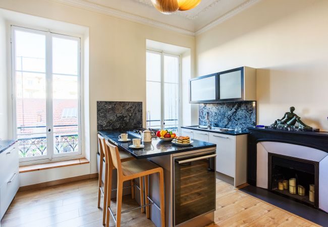 Апартаменты на Nice - LE PALAZZO By Riviera Holiday Homes, Nice Апартаменты на Nice - LE PALAZZO By Riviera Holiday Homes, Nice